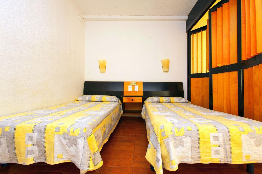 Apartamentos Alboran-Arysal Salou Kültér fotó