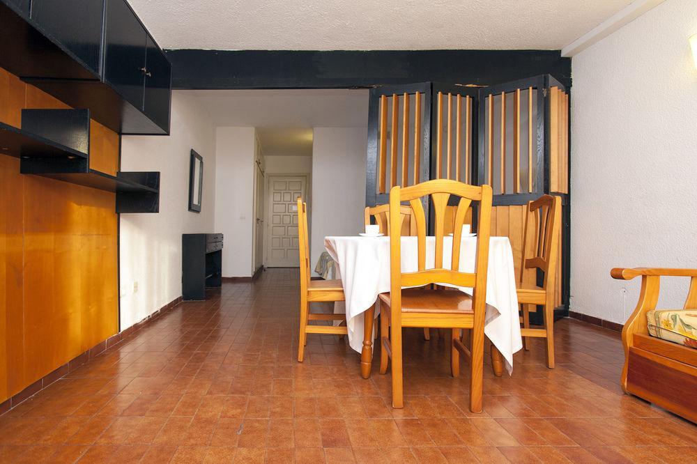 Apartamentos Alboran-Arysal Salou Kültér fotó